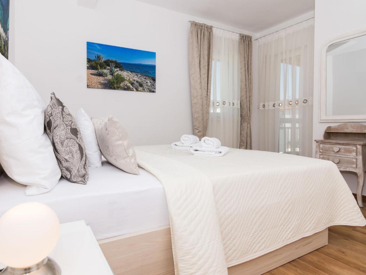Apartment Villa Nikaroni-1 By Interhome Trogir Exterior foto