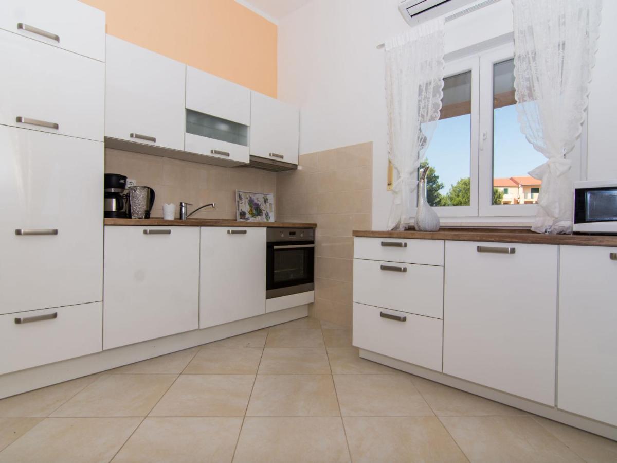 Apartment Villa Nikaroni-1 By Interhome Trogir Exterior foto